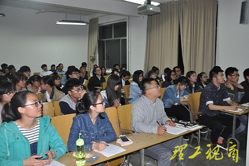 商学院2016年五彩团支部结项答辩举行